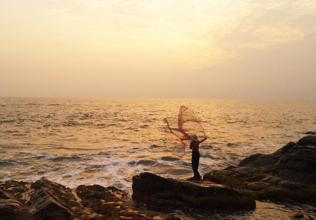 Chera Rocks Beach House Hotel Thottada Phòng bức ảnh
