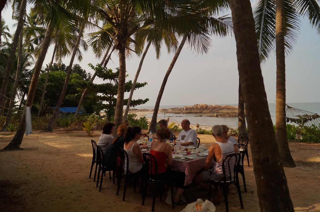 Chera Rocks Beach House Hotel Thottada Phòng bức ảnh