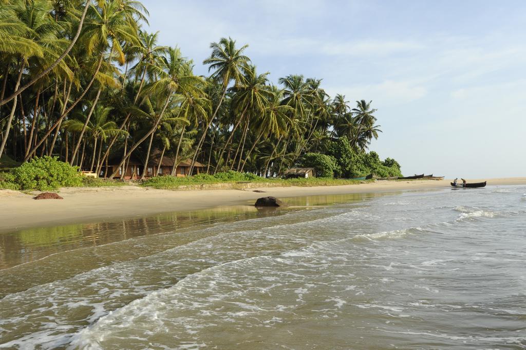 Chera Rocks Beach House Hotel Thottada Ngoại thất bức ảnh